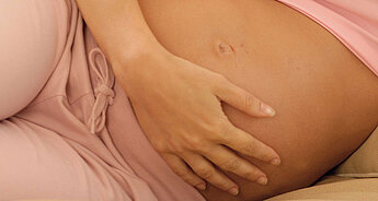 Co pomáhá při pálení žáhy v těhotenství?